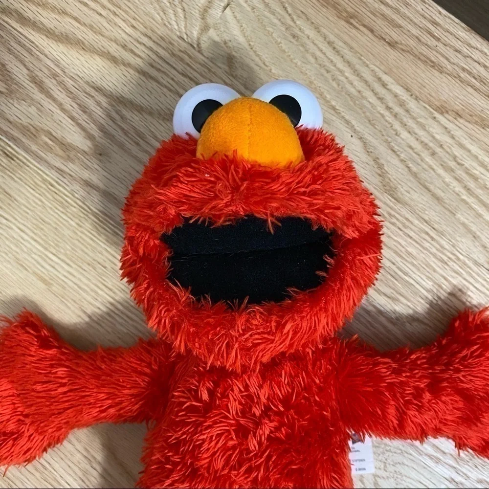 Tickle Me Elmo Sesame Street Red Toy